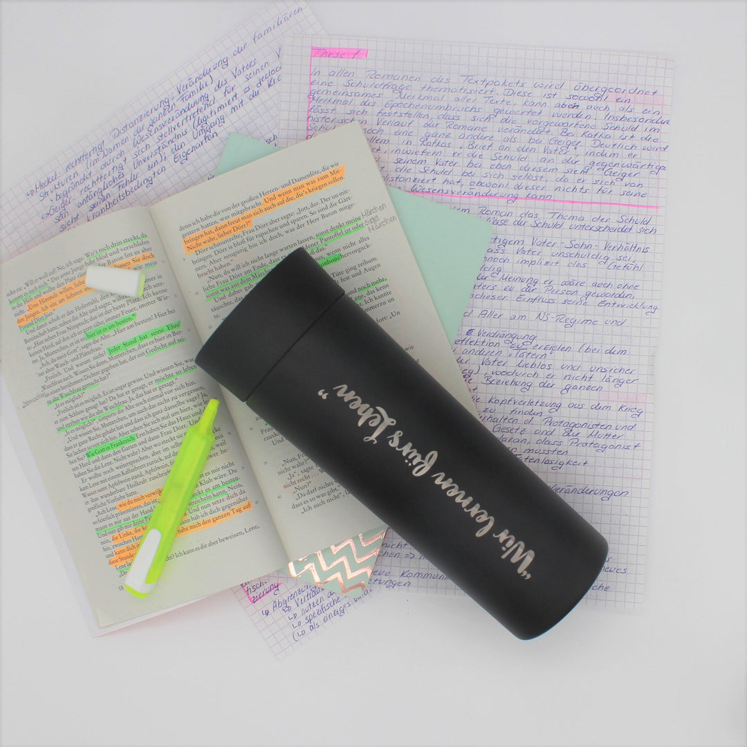 vielseitig, Kinder, Schüler, Schülerinnen, Edelstahlflasche, wiederverwendbare Trinkflasche bedrucken, wiederverwendbar, Plastikmüll vermeiden, Kunststoff Trinkflasche, Trinkflasche für Schüler, für die Schule, nachhaltig, für deine Schule, für jeden